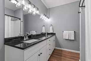 1656 W Lexington Ave, Elkhart, IN 46514 - Photo 12