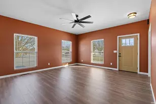 1656 W Lexington Ave, Elkhart, IN 46514 - Photo 4
