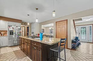 51170 Whitewater Ln, South Bend, IN 46628 - Photo 10