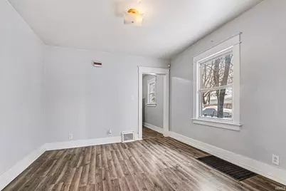 1134 College Street, South Bend, IN 46628 - Photo 8