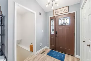 57117 Garnet Ln, Goshen, IN 46528 - Photo 2