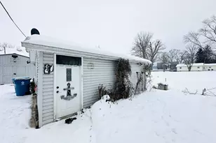 20720 S Lake Dr, Walkerton, IN 46574 - Photo 16