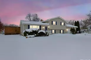 12356 Colby Dr, Mishawaka, IN 46545 - Photo 2