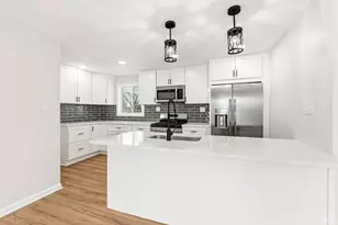 23457 Greenleaf Blvd, Elkhart, IN 46514 - Photo 10