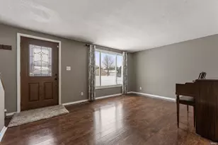 14666 Mill Valley Ln, Granger, IN 46530 - Photo 4