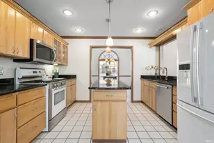 59390 High Pointe Dr, South Bend, IN 46614 - Photo 10