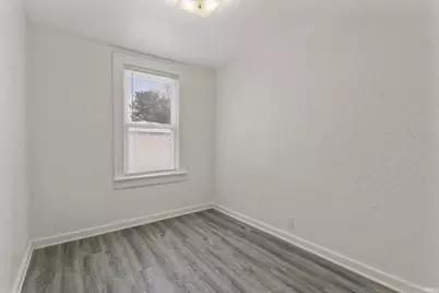 52128 Helmen Avenue, South Bend, IN 46637 - Photo 12