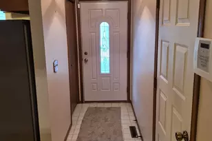 2028 Poppy Ct, Mishawaka, IN 46544 - Photo 2