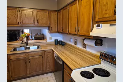 2028 Poppy Court, Mishawaka, IN 46544 - Photo 4