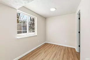 1828 Woodland Dr, Elkhart, IN 46514 - Photo 18