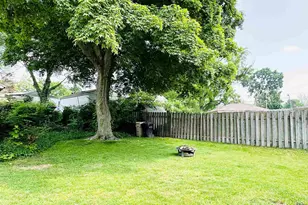 1031 Chippewa Ave, South Bend, IN 46614 - Photo 8