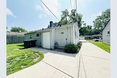 1031 Chippewa Avenue, South Bend, IN 46614 - Photo 6
