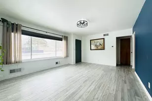 104 Maine St, Walkerton, IN 46574 - Photo 4