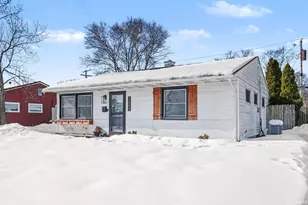1243 Browne Ln, South Bend, IN 46615 - Photo 2