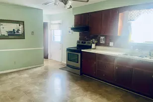 19373 Pasadena Ave, South Bend, IN 46614 - Photo 4