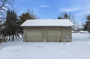 4604 N Pier Ct, South Bend, IN 46628 - Photo 32