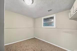 1558 N Bay Dr, Elkhart, IN 46514 - Photo 24