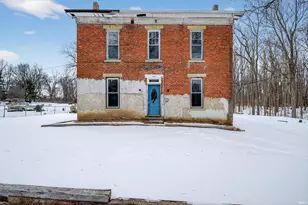 732 Barclay St, Logansport, IN 46947 - Photo 2