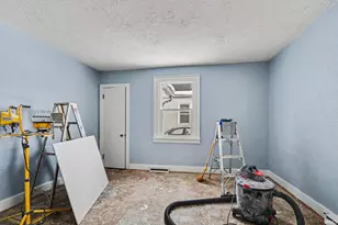 531 S Logan St, South Bend, IN 46615 - Photo 18