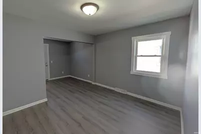 313 E Irvington Avenue, South Bend, IN 46614 - Photo 8