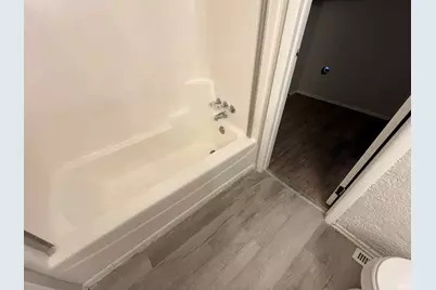 1333 Southlea Drive, South Bend, IN 46628 - Photo 8