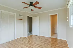 23555 Holly Dr, Elkhart, IN 46514 - Photo 10