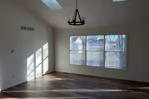 23278 Amber Valley Dr, South Bend, IN 46628 - Photo 4