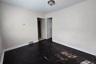 723 N Frances St, South Bend, IN 46617 - Photo 2