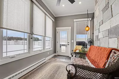 805 N Horizon Drive, Lakeville, IN 46536 - Photo 14