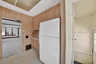 1005 E 3rd Street, Mishawaka, IN 46544 - Photo 12