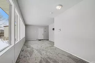 733 Sylvan Ln, South Bend, IN 46619 - Photo 4