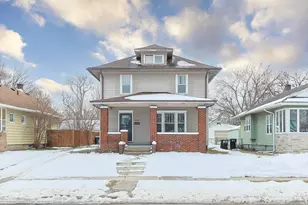 822 E Ewing Ave, South Bend, IN 46613 - Photo 1