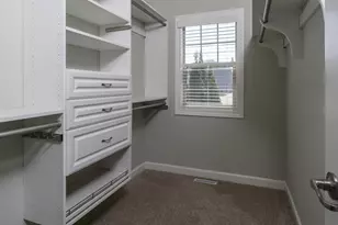 18175 Baldwin Dr, South Bend, IN 46637 - Photo 14