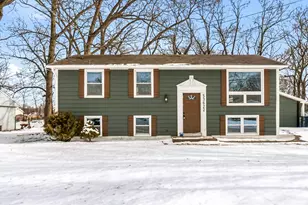 53622 Kennedy Dr, Granger, IN 46530 - Photo 2