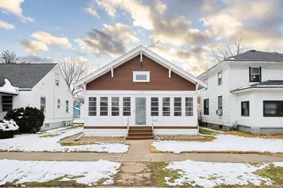 1119 College Street, South Bend, IN 46628 - Photo 1