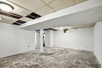 22815 Hartzer Avenue, South Bend, IN 46628 - Photo 12