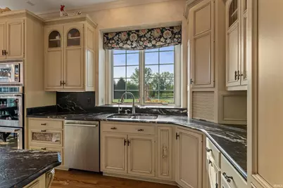 68555 Oak Road, Lakeville, IN 46536 - Photo 20