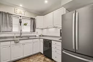 112 W Grove St, Mishawaka, IN 46545 - Photo 14