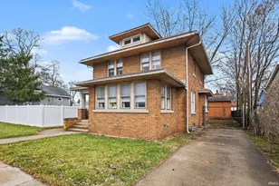 112 W Grove St, Mishawaka, IN 46545 - Photo 2