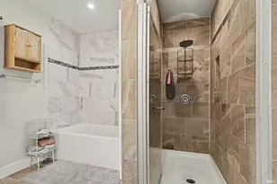 112 W Grove St, Mishawaka, IN 46545 - Photo 18