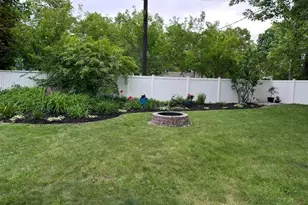 420 S 32nd St, South Bend, IN 46615 - Photo 2