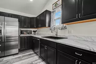 30557 Gregory Dr, Elkhart, IN 46516 - Photo 8