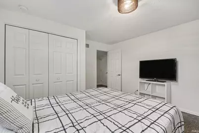 30557 Gregory Drive, Elkhart, IN 46516 - Photo 18