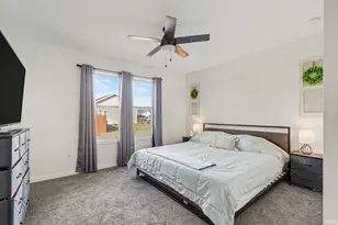 30557 Gregory Dr, Elkhart, IN 46516 - Photo 14