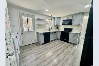 2828 Southridge Drive, South Bend, IN 46614 - Photo 6