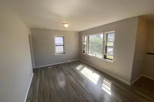 2121 Linden Ave, South Bend, IN 46628 - Photo 4