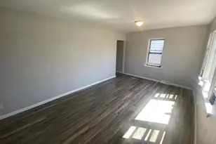 2121 Linden Ave, South Bend, IN 46628 - Photo 6