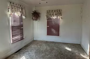 604 Ohio St, Walkerton, IN 46574 - Photo 8