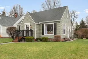 727 Marquette Ave, South Bend, IN 46617 - Photo 2