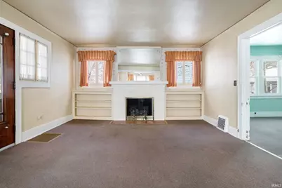 1238 Diamond Avenue, South Bend, IN 46628 - Photo 4